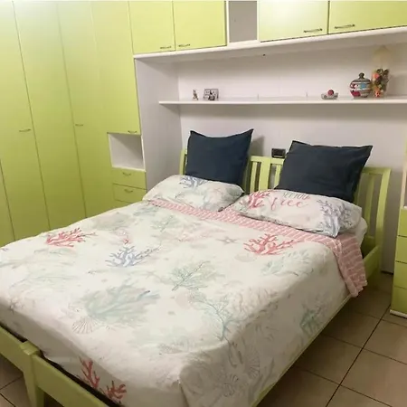 La Sara Indirizzo Via Serafino Calindri N 1 3*