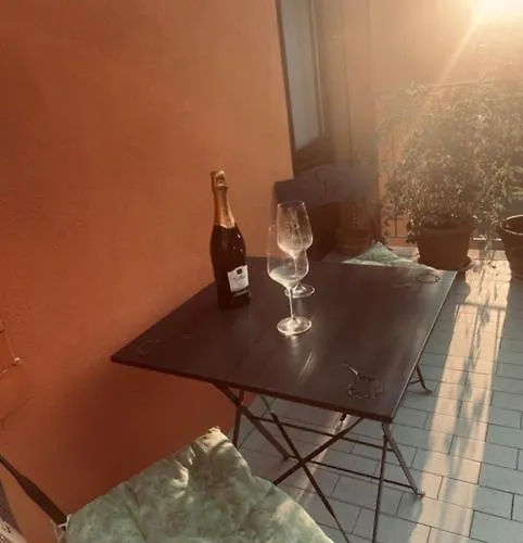 住宿加早餐酒店 La Sara Indirizzo Via Serafino Calindri N 1