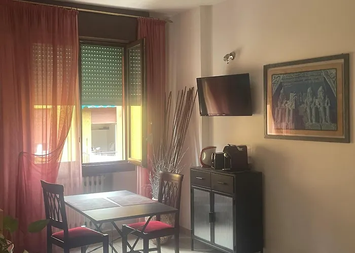 La Sara Indirizzo Via Serafino Calindri N 1 3*